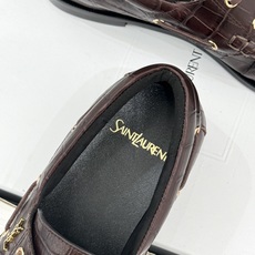 男码+40(配原版飞机盒) Saint Lauren*YSL圣罗兰26WF新品 YSL小logo乐福鞋 标志性的小log 男码+40(配原版飞机盒) Saint Lauren*YSL圣罗兰26WF新品 YSL小logo乐福鞋 标志性的小log