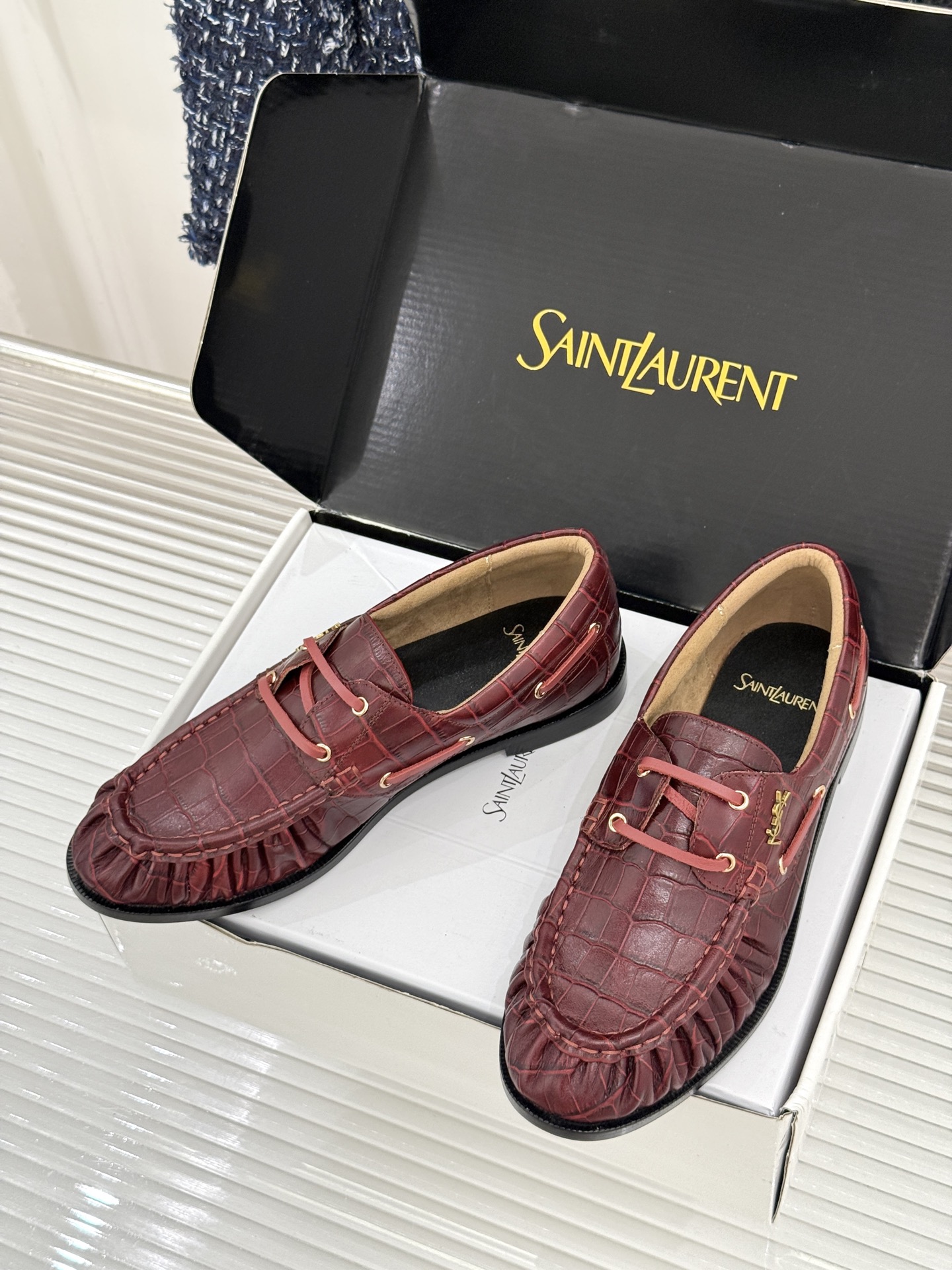 男码+40(配原版飞机盒) Saint Lauren*YSL圣罗兰26WF新品 YSL小logo乐福鞋 标志性的小log 男码+40(配原版飞机盒) Saint Lauren*YSL圣罗兰26WF新品 YSL小logo乐福鞋 标志性的小log