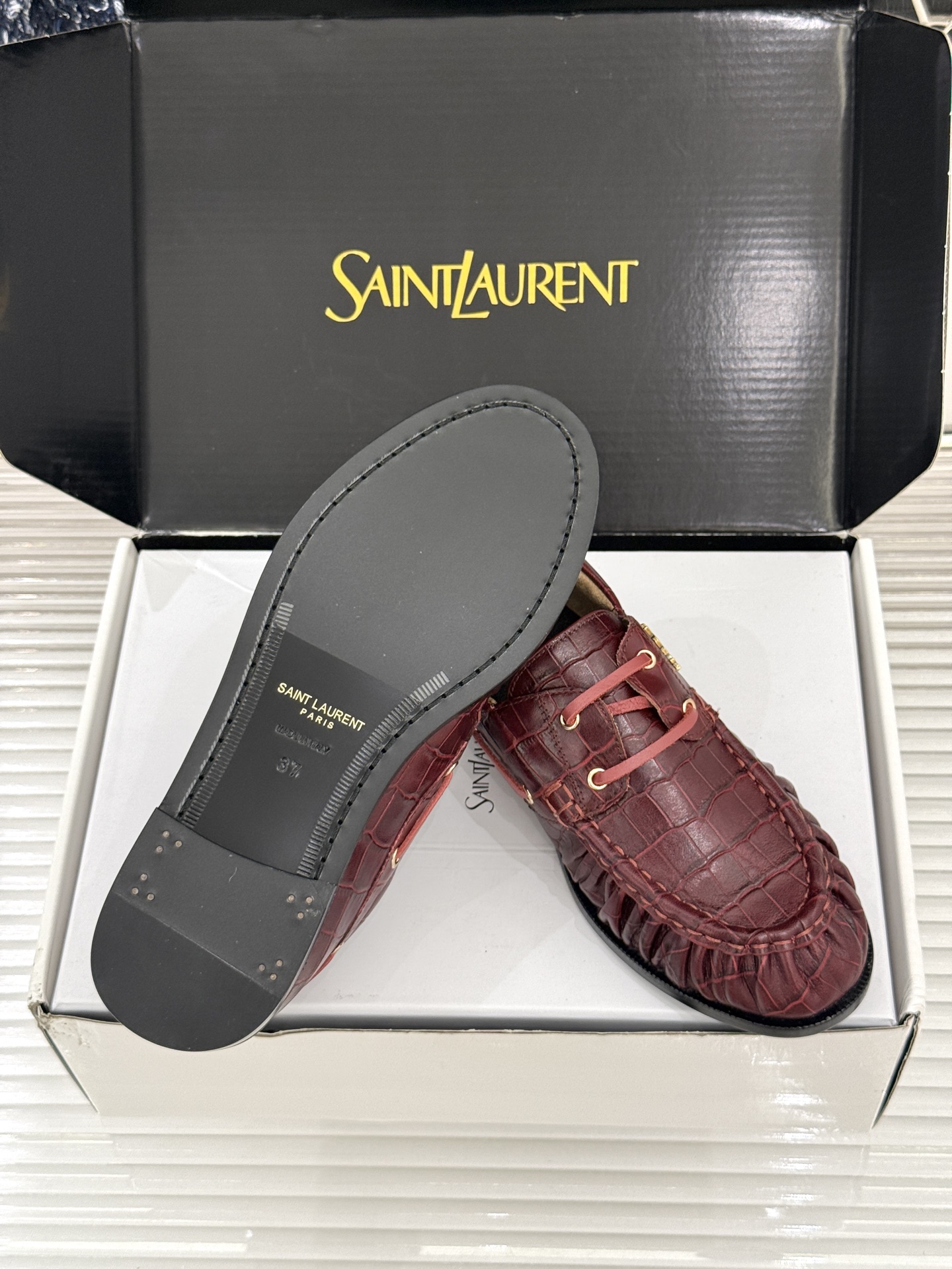 男码+40(配原版飞机盒) Saint Lauren*YSL圣罗兰26WF新品 YSL小logo乐福鞋 标志性的小log 男码+40(配原版飞机盒) Saint Lauren*YSL圣罗兰26WF新品 YSL小logo乐福鞋 标志性的小log