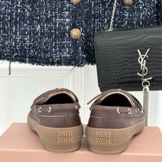 MiuMiu/缪缪26WF新品复古风 系带休闲乐福鞋小皮鞋 复古圆头勾勒学院少女氛围 精致系带设计随性可调节 甄选柔润皮 MiuMiu/缪缪26WF新品复古风 系带休闲乐福鞋小皮鞋 复古圆头勾勒学院少女氛围 精致系带设计随性可调节 甄选柔润皮