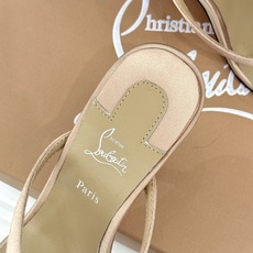 ChristinLouboutin/CL26WF新品 交叉带高跟红底鞋高跟拖鞋 标志性红底辨识度直接拉满 交叉细带勾勒足 ChristinLouboutin/CL26WF新品 交叉带高跟红底鞋高跟拖鞋 标志性红底辨识度直接拉满 交叉细带勾勒足