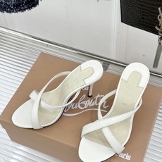ChristinLouboutin/CL26WF新品 交叉带高跟红底鞋高跟拖鞋 标志性红底辨识度直接拉满 交叉细带勾勒足 ChristinLouboutin/CL26WF新品 交叉带高跟红底鞋高跟拖鞋 标志性红底辨识度直接拉满 交叉细带勾勒足