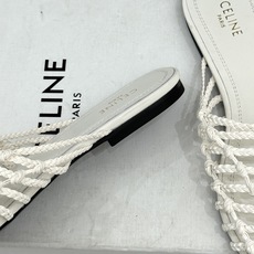Celine/赛琳26WF新品凯旋门 度假风编织罗马平底凉鞋 凯旋门金扣藏着精致细节 编织肌理自带度假松弛感 平底鞋型走 Celine/赛琳26WF新品凯旋门 度假风编织罗马平底凉鞋 凯旋门金扣藏着精致细节 编织肌理自带度假松弛感 平底鞋型走