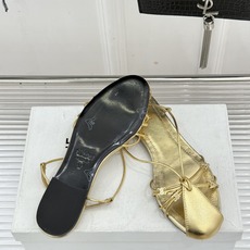 Celine/赛琳26WF新品凯旋门 度假风细带平底凉鞋 凯旋门金扣精致辨识度高 细带勾勒纤细足踝线条 平底稳当走路毫不 Celine/赛琳26WF新品凯旋门 度假风细带平底凉鞋 凯旋门金扣精致辨识度高 细带勾勒纤细足踝线条 平底稳当走路毫不