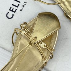 Celine/赛琳26WF新品凯旋门 度假风细带平底凉鞋 凯旋门金扣精致辨识度高 细带勾勒纤细足踝线条 平底稳当走路毫不 Celine/赛琳26WF新品凯旋门 度假风细带平底凉鞋 凯旋门金扣精致辨识度高 细带勾勒纤细足踝线条 平底稳当走路毫不