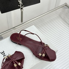 Celine/赛琳26WF新品凯旋门 度假风细带平底凉鞋 凯旋门金扣精致辨识度高 细带勾勒纤细足踝线条 平底稳当走路毫不 Celine/赛琳26WF新品凯旋门 度假风细带平底凉鞋 凯旋门金扣精致辨识度高 细带勾勒纤细足踝线条 平底稳当走路毫不