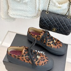 CHANE*|小香26B新品双C 豹纹松糕厚底休闲鞋运动鞋 CHANEL26B秋冬休闲新作 麂皮质感细腻高级 双C标识点 CHANE*|小香26B新品双C 豹纹松糕厚底休闲鞋运动鞋 CHANEL26B秋冬休闲新作 麂皮质感细腻高级 双C标识点