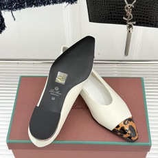 Loro Piana/LP经典复古 复古拼色平底单鞋 复古拼色超耐看 老钱氛围感直接拉满 上脚自带慵懒高级气质 低饱和拼 Loro Piana/LP经典复古 复古拼色平底单鞋 复古拼色超耐看 老钱氛围感直接拉满 上脚自带慵懒高级气质 低饱和拼