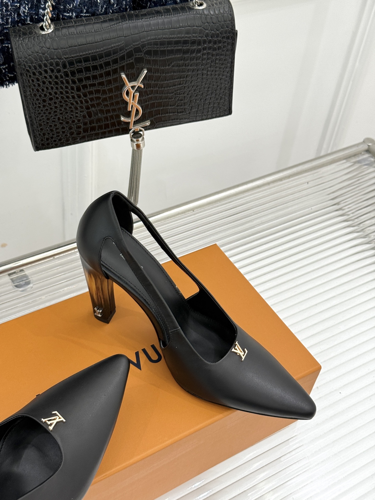 Louis Vuitton Sandals