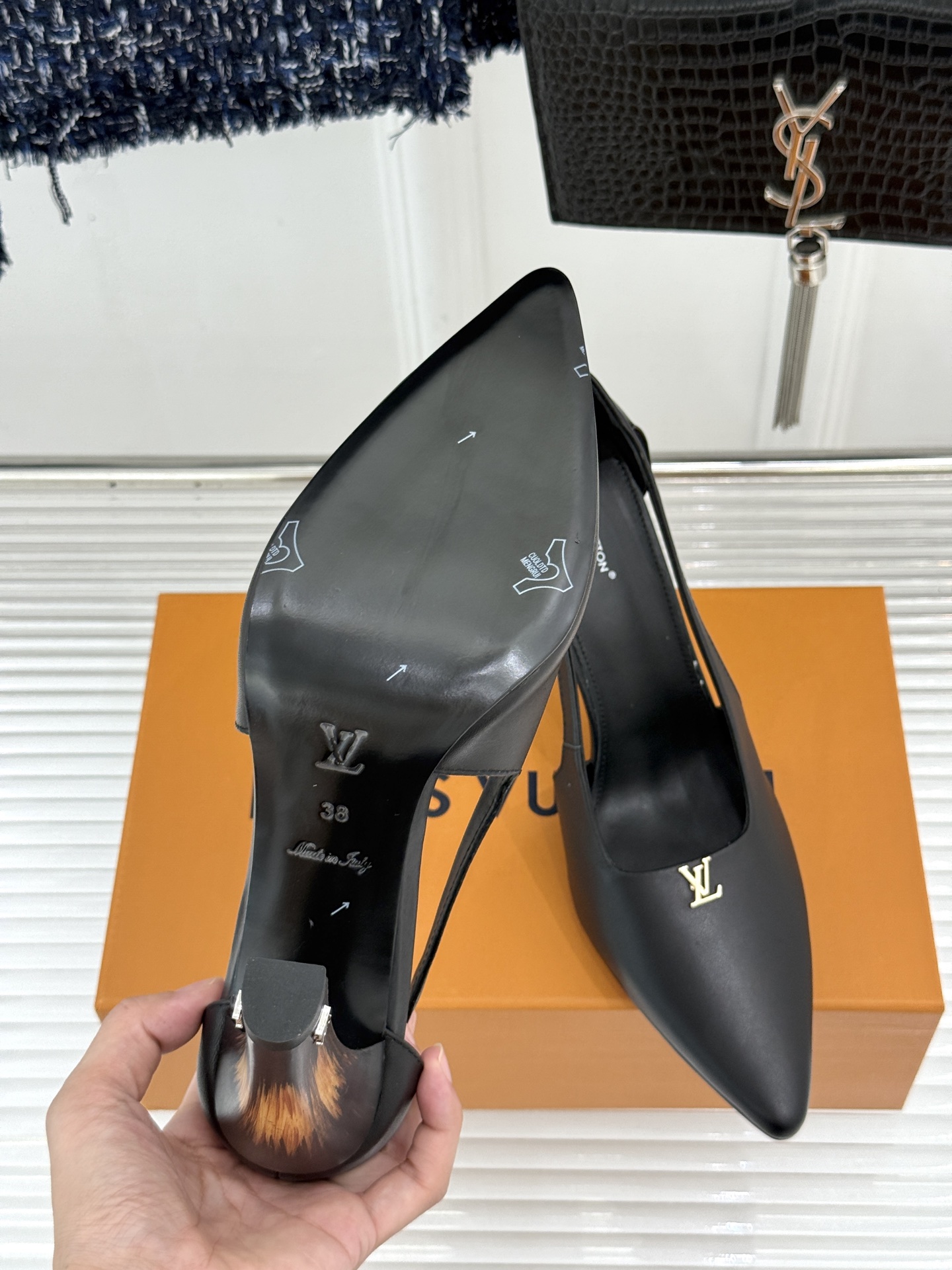 Louis Vuitton Sandals