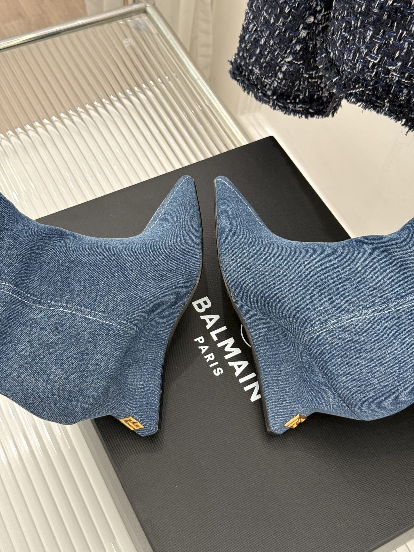 Balmain｜巴尔曼26WF新品 褶皱坡跟堆堆长靴 护腿堆褶随性垂落 尖头剪裁利落显腿修长 小牛皮肌理细腻高级 坡跟稳