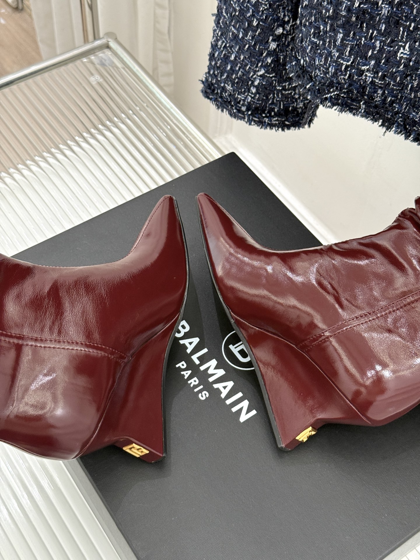 Balmain|巴尔曼26WF新品 褶皱坡跟堆堆长靴 护腿堆褶随性垂落 尖头剪裁利落显腿修长 小牛皮肌理细腻高级 坡跟稳 Balmain|巴尔曼26WF新品 褶皱坡跟堆堆长靴 护腿堆褶随性垂落 尖头剪裁利落显腿修长 小牛皮肌理细腻高级 坡跟稳