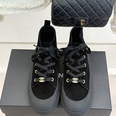CHANE*|小香26B新品双C 松糕厚底高帮休闲鞋运动鞋 双C标识点缀鞋带 麂皮质感细腻高级 松糕厚底隐形拉长比例 上 CHANE*|小香26B新品双C 松糕厚底高帮休闲鞋运动鞋 双C标识点缀鞋带 麂皮质感细腻高级 松糕厚底隐形拉长比例 上