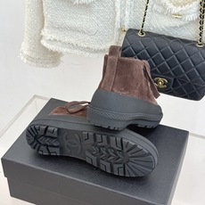 CHANE*|小香26B新品双C 松糕厚底高帮休闲鞋运动鞋 双C标识点缀鞋带 麂皮质感细腻高级 松糕厚底隐形拉长比例 上 CHANE*|小香26B新品双C 松糕厚底高帮休闲鞋运动鞋 双C标识点缀鞋带 麂皮质感细腻高级 松糕厚底隐形拉长比例 上