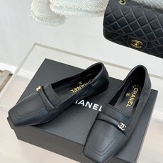 CHANE*|小香26B新品双C扣 方头一脚蹬平底乐福鞋单鞋 双C扣是经典灵魂 穿脱丝滑超省心 平底软底久走也不累 方头 CHANE*|小香26B新品双C扣 方头一脚蹬平底乐福鞋单鞋 双C扣是经典灵魂 穿脱丝滑超省心 平底软底久走也不累 方头