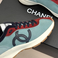 CHANE*|小香26k早秋新品 踩屎感德训休闲运动鞋 超级推荐这一季的运动鞋 真的绝美啊 实在是太好看了。 很轻很软糯 CHANE*|小香26k早秋新品 踩屎感德训休闲运动鞋 超级推荐这一季的运动鞋 真的绝美啊 实在是太好看了。 很轻很软糯
