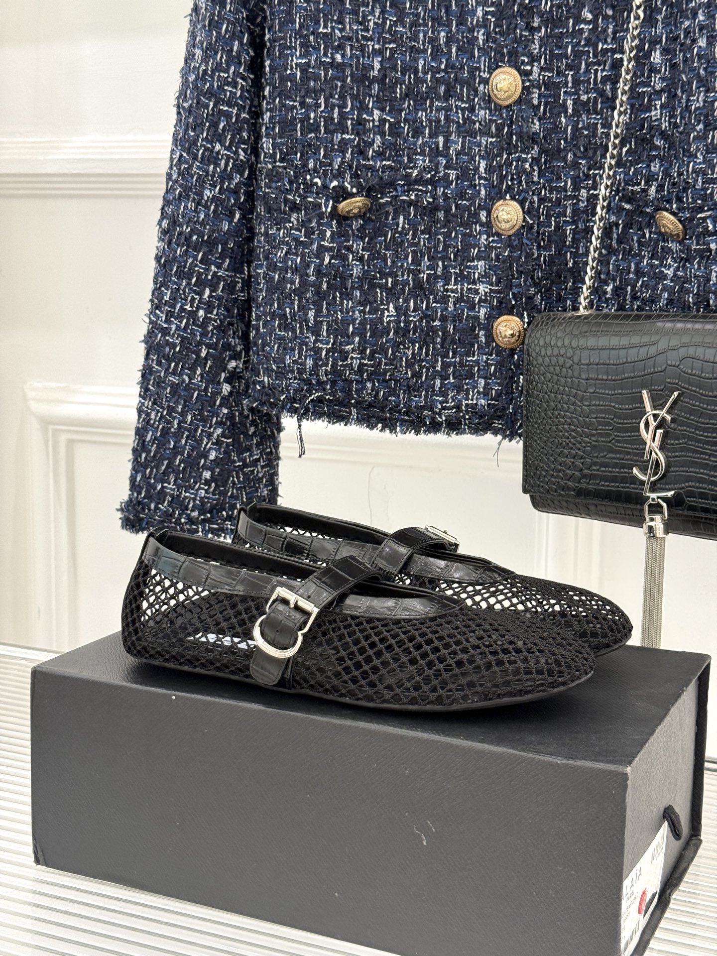 原版盒＋10 ALAÏA /阿莱雅 26WF新品 镂空网面平底玛丽珍鞋 网面镂空平底玛丽珍鞋 精致网格通透又轻盈 绒面锁