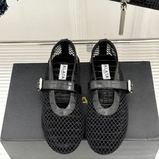 原版盒+10 ALAÏA /阿莱雅 26WF新品 镂空网面平底玛丽珍鞋 网面镂空平底玛丽珍鞋 精致网格通透又轻盈 绒面锁 原版盒+10 ALAÏA /阿莱雅 26WF新品 镂空网面平底玛丽珍鞋 网面镂空平底玛丽珍鞋 精致网格通透又轻盈 绒面锁