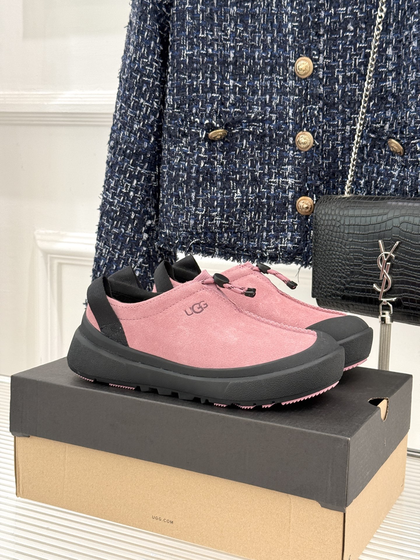 (男码+10) UGG 26WF秋冬新品时尚彩壳 一脚蹬2.0塔斯曼羊毛休闲鞋 彩壳2.0质感升级 塔斯曼羊毛亲肤暖 一 (男码+10) UGG 26WF秋冬新品时尚彩壳 一脚蹬2.0塔斯曼羊毛休闲鞋 彩壳2.0质感升级 塔斯曼羊毛亲肤暖 一