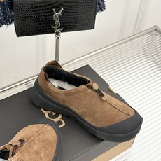 (男码+10) UGG 26WF秋冬新品时尚彩壳 一脚蹬2.0塔斯曼羊毛休闲鞋 彩壳2.0质感升级 塔斯曼羊毛亲肤暖 一 (男码+10) UGG 26WF秋冬新品时尚彩壳 一脚蹬2.0塔斯曼羊毛休闲鞋 彩壳2.0质感升级 塔斯曼羊毛亲肤暖 一