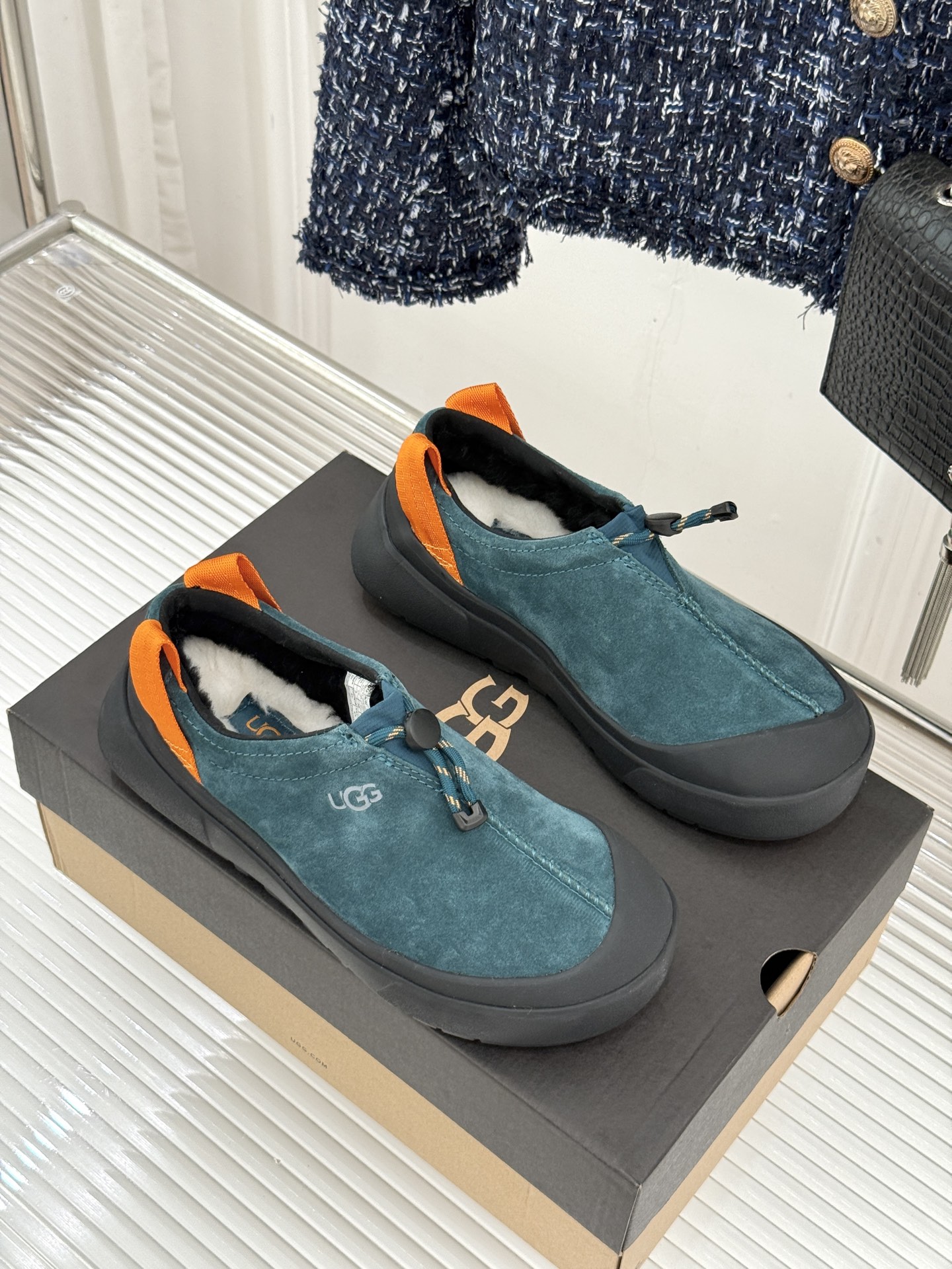 （男码＋10） UGG 26WF秋冬新品时尚彩壳 一脚蹬2.0塔斯曼羊毛休闲鞋 彩壳2.0质感升级 塔斯曼羊毛亲肤暖 一