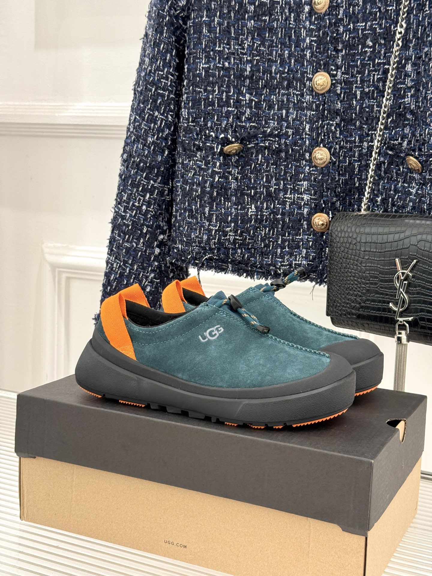 (男码+10) UGG 26WF秋冬新品时尚彩壳 一脚蹬2.0塔斯曼羊毛休闲鞋 彩壳2.0质感升级 塔斯曼羊毛亲肤暖 一 (男码+10) UGG 26WF秋冬新品时尚彩壳 一脚蹬2.0塔斯曼羊毛休闲鞋 彩壳2.0质感升级 塔斯曼羊毛亲肤暖 一