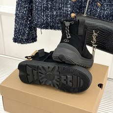男码+10 UGG 26WF秋冬新品一脚蹬 情侣款迷你潮流雪地靴 一脚蹬穿脱超省心 情侣同款上脚太合拍 迷你靴型显腿长 男码+10 UGG 26WF秋冬新品一脚蹬 情侣款迷你潮流雪地靴 一脚蹬穿脱超省心 情侣同款上脚太合拍 迷你靴型显腿长