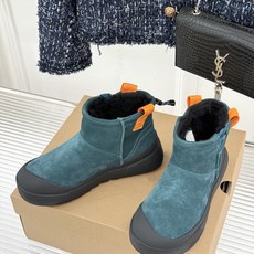 男码+10 UGG 26WF秋冬新品一脚蹬 情侣款迷你潮流雪地靴 一脚蹬穿脱超省心 情侣同款上脚太合拍 迷你靴型显腿长 男码+10 UGG 26WF秋冬新品一脚蹬 情侣款迷你潮流雪地靴 一脚蹬穿脱超省心 情侣同款上脚太合拍 迷你靴型显腿长