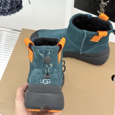 男码+10 UGG 26WF秋冬新品一脚蹬 情侣款迷你潮流雪地靴 一脚蹬穿脱超省心 情侣同款上脚太合拍 迷你靴型显腿长 男码+10 UGG 26WF秋冬新品一脚蹬 情侣款迷你潮流雪地靴 一脚蹬穿脱超省心 情侣同款上脚太合拍 迷你靴型显腿长