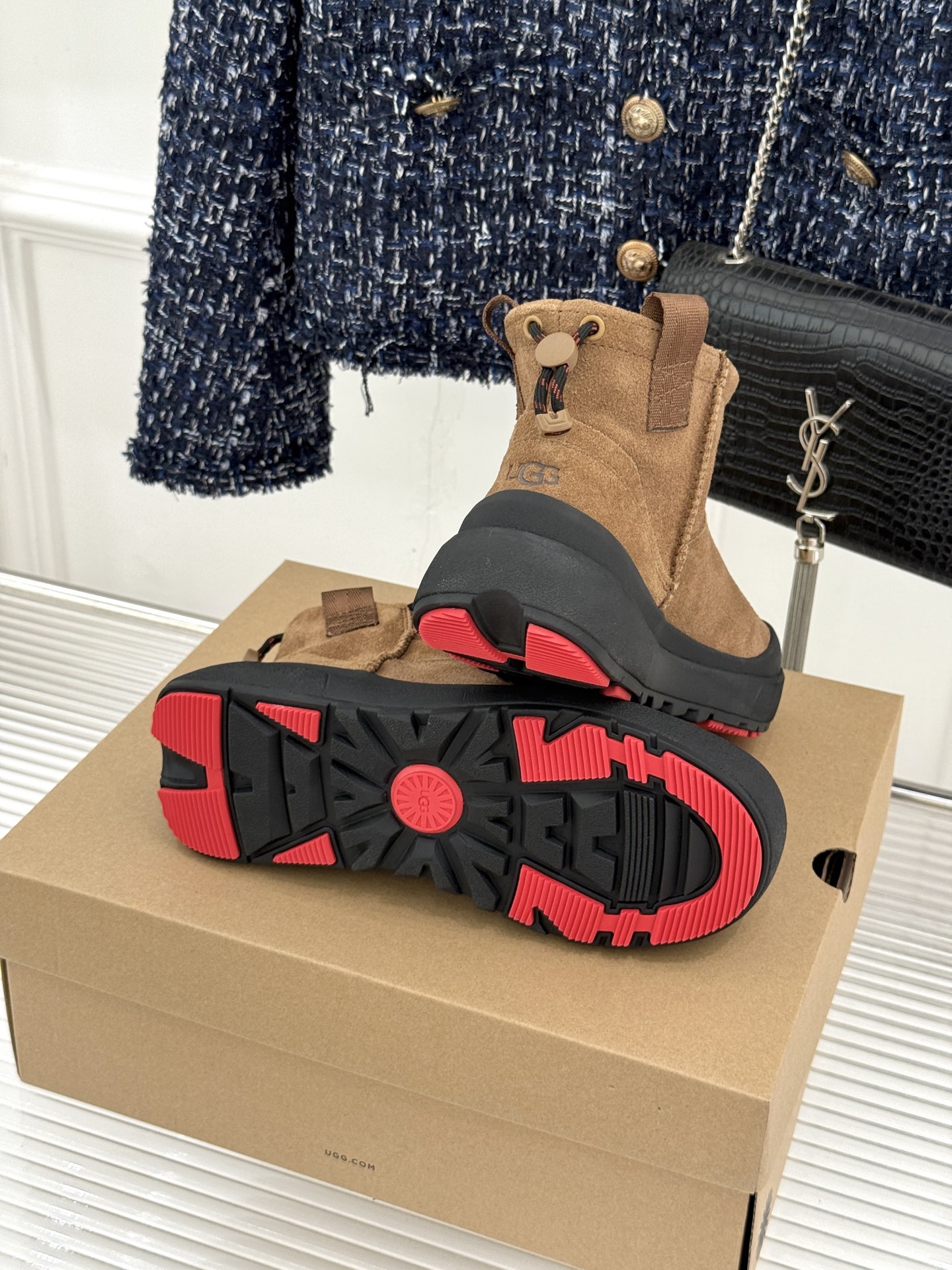 男码＋10 UGG 26WF秋冬新品一脚蹬 情侣款迷你潮流雪地靴 一脚蹬穿脱超省心 情侣同款上脚太合拍 迷你靴型显腿长 