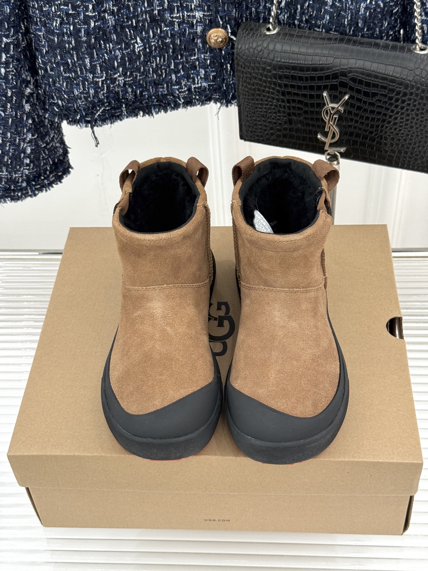 男码＋10 UGG 26WF秋冬新品一脚蹬 情侣款迷你潮流雪地靴 一脚蹬穿脱超省心 情侣同款上脚太合拍 迷你靴型显腿长 