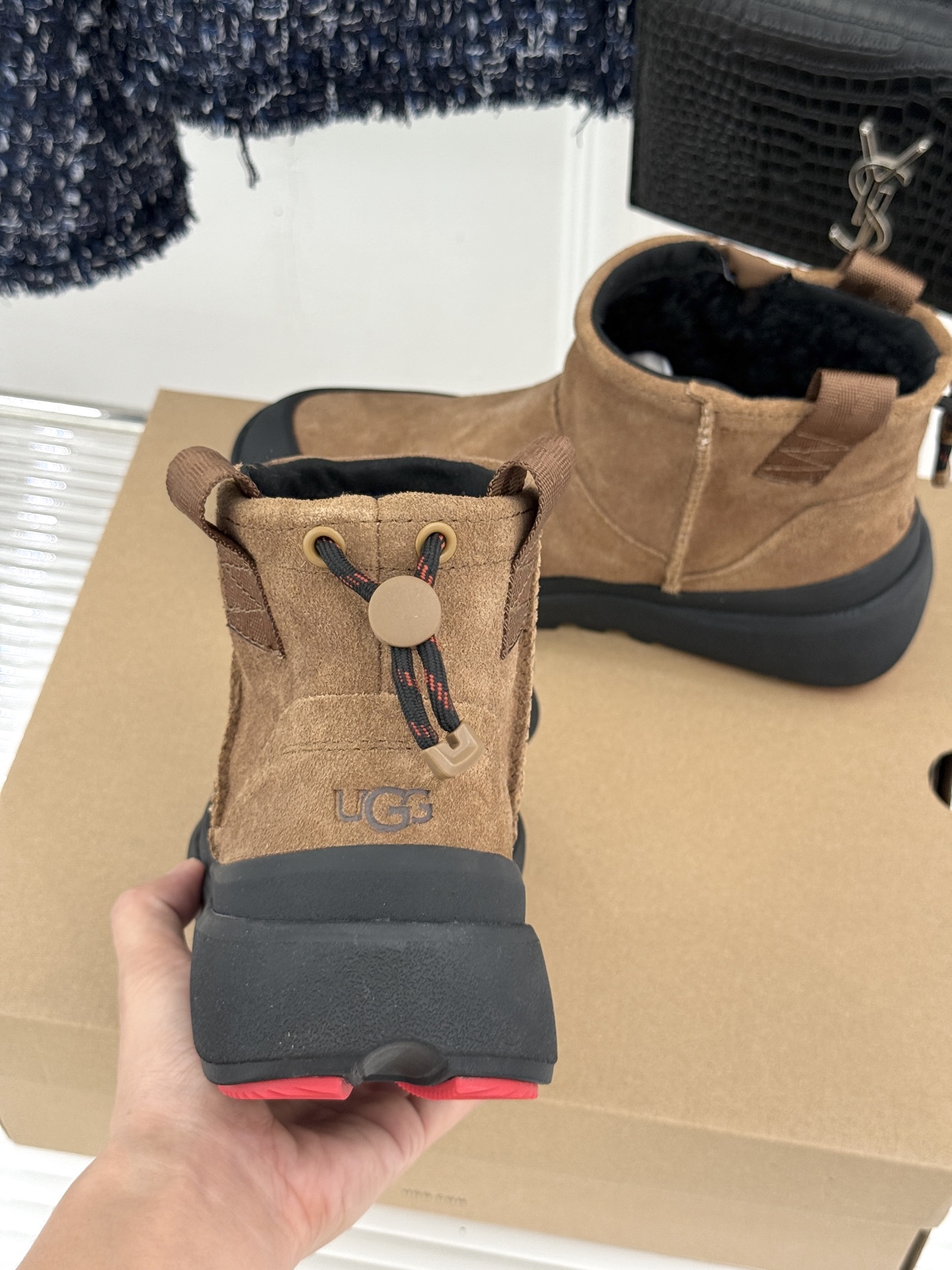 男码＋10 UGG 26WF秋冬新品一脚蹬 情侣款迷你潮流雪地靴 一脚蹬穿脱超省心 情侣同款上脚太合拍 迷你靴型显腿长 