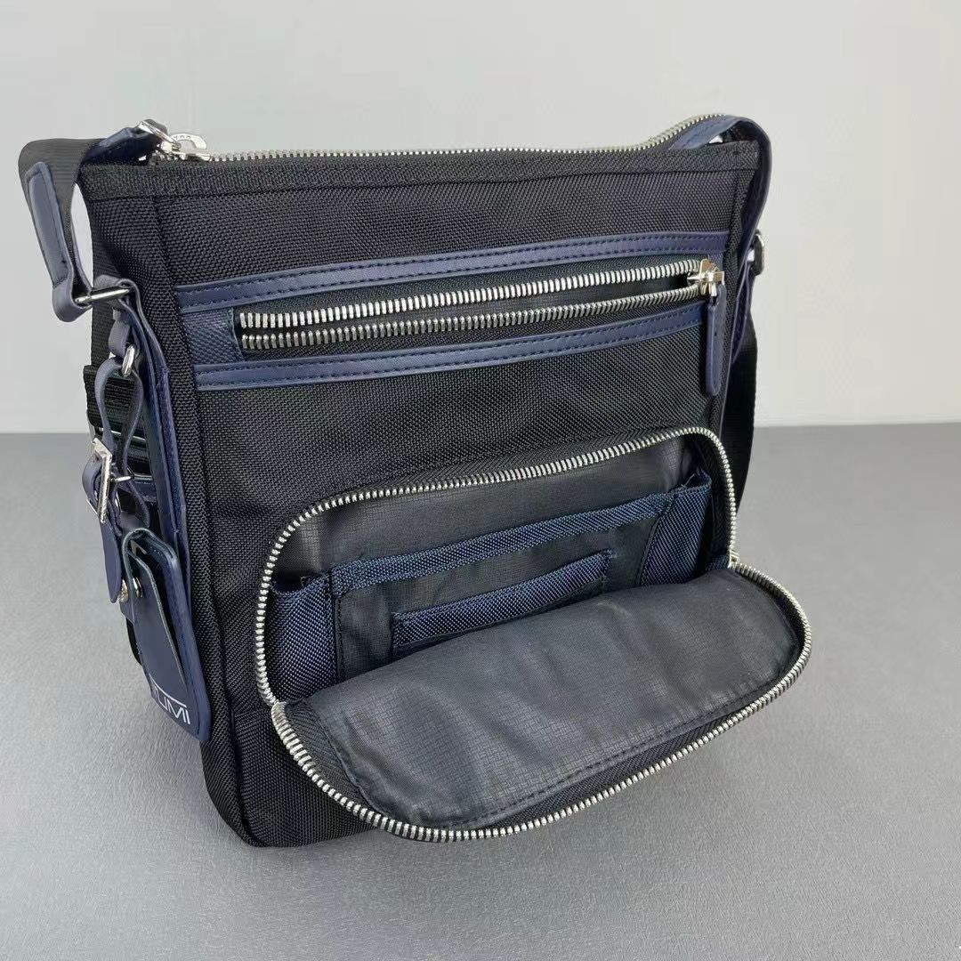 여행가방 134411 가방 Bag 썸네일 이미지