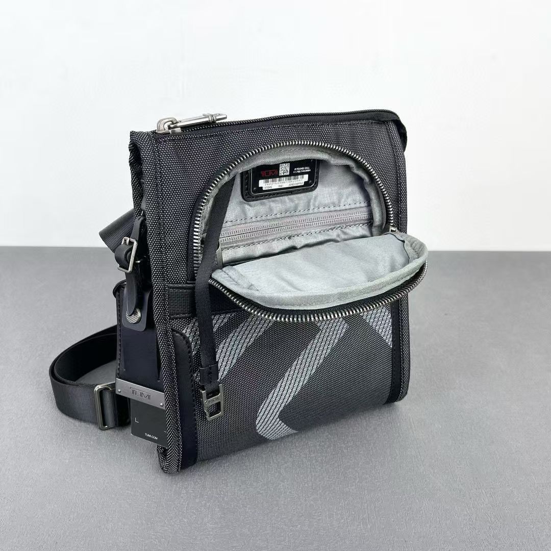 여행가방 134402 가방 Bag 썸네일 이미지