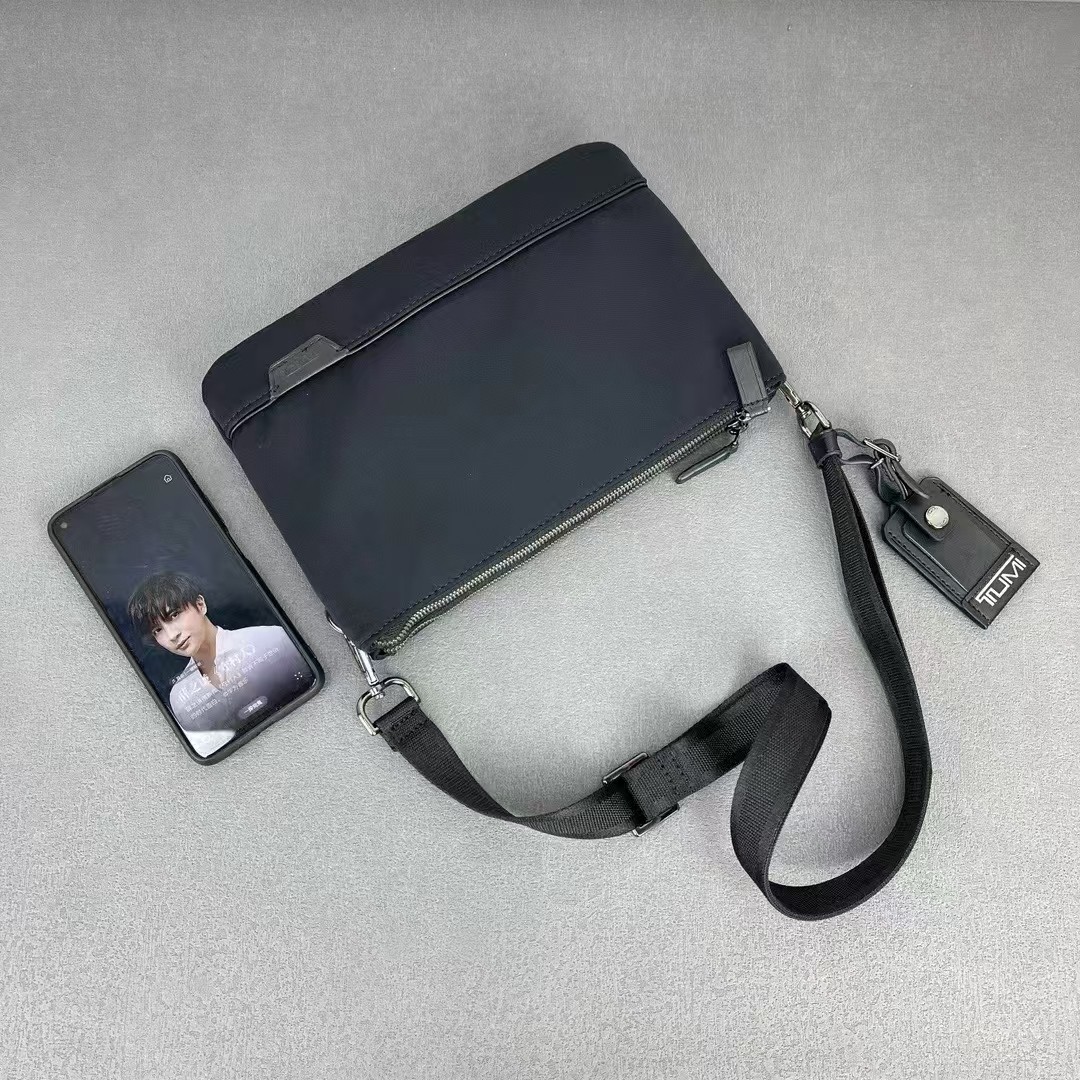 여행가방 134394 가방 Bag 썸네일 이미지