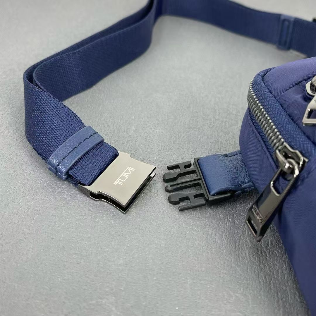 여행가방 134387 가방 Bag 썸네일 이미지