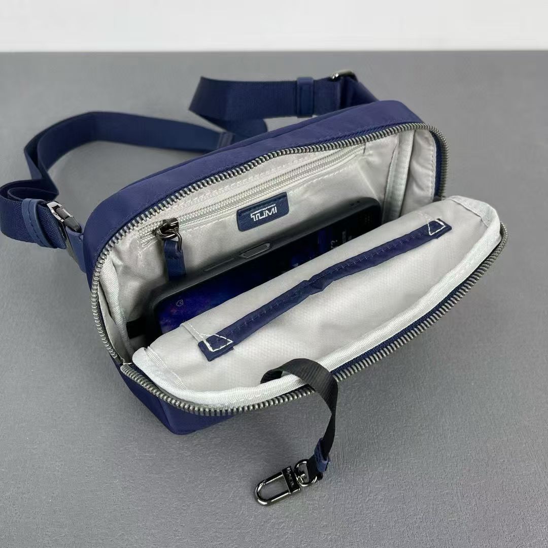 여행가방 134387 가방 Bag 썸네일 이미지
