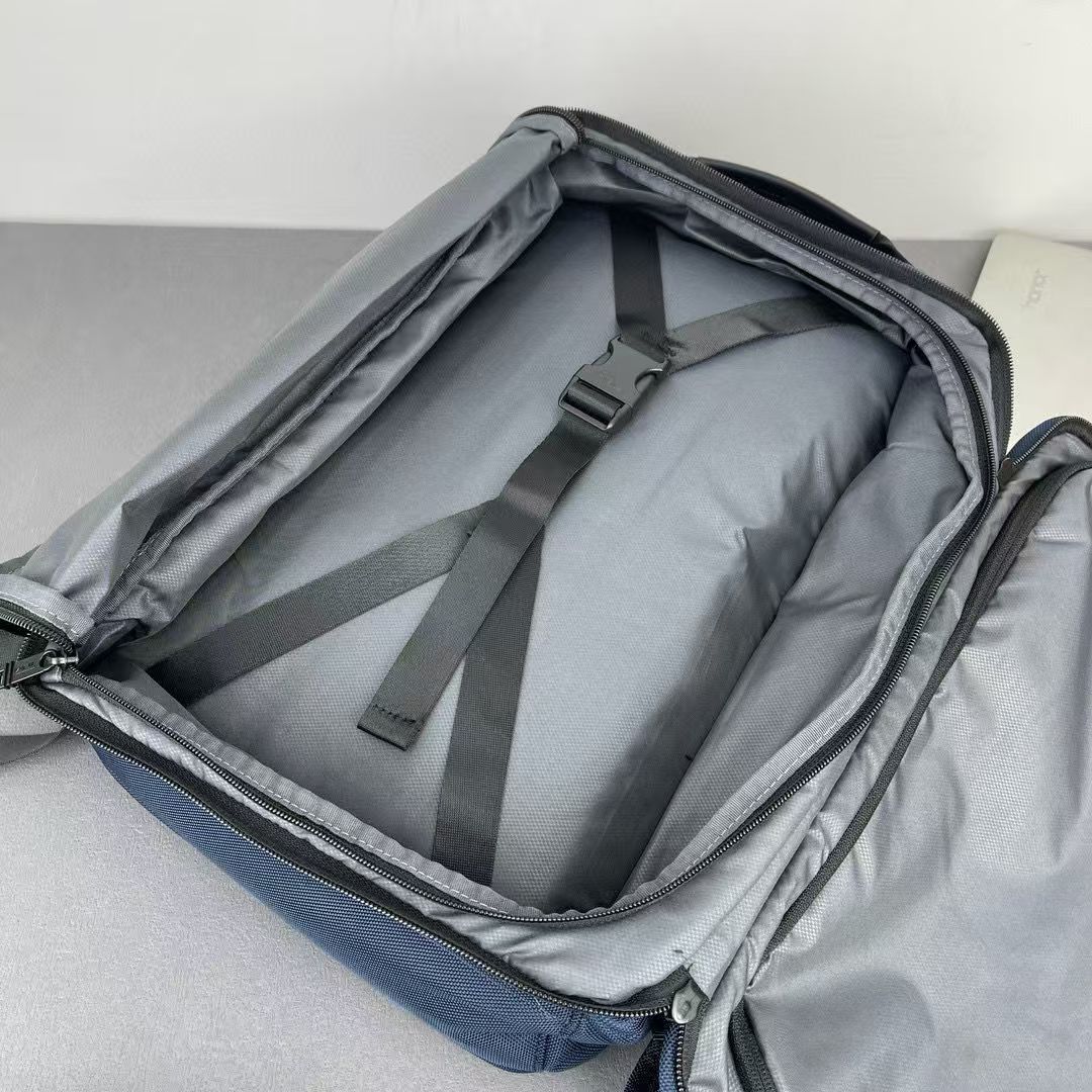여행가방 134384 가방 Bag 썸네일 이미지