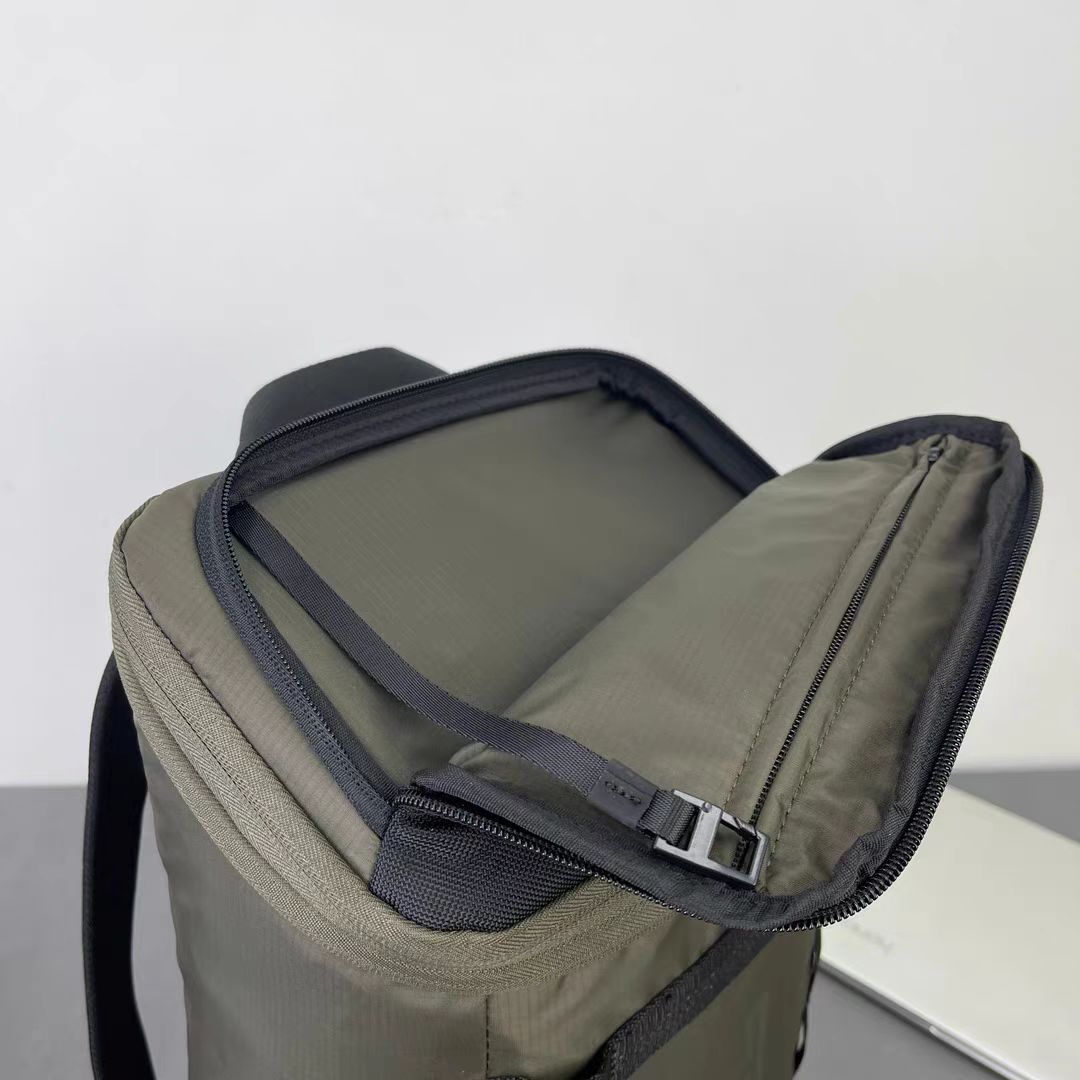 여행가방 134383 가방 Bag 썸네일 이미지