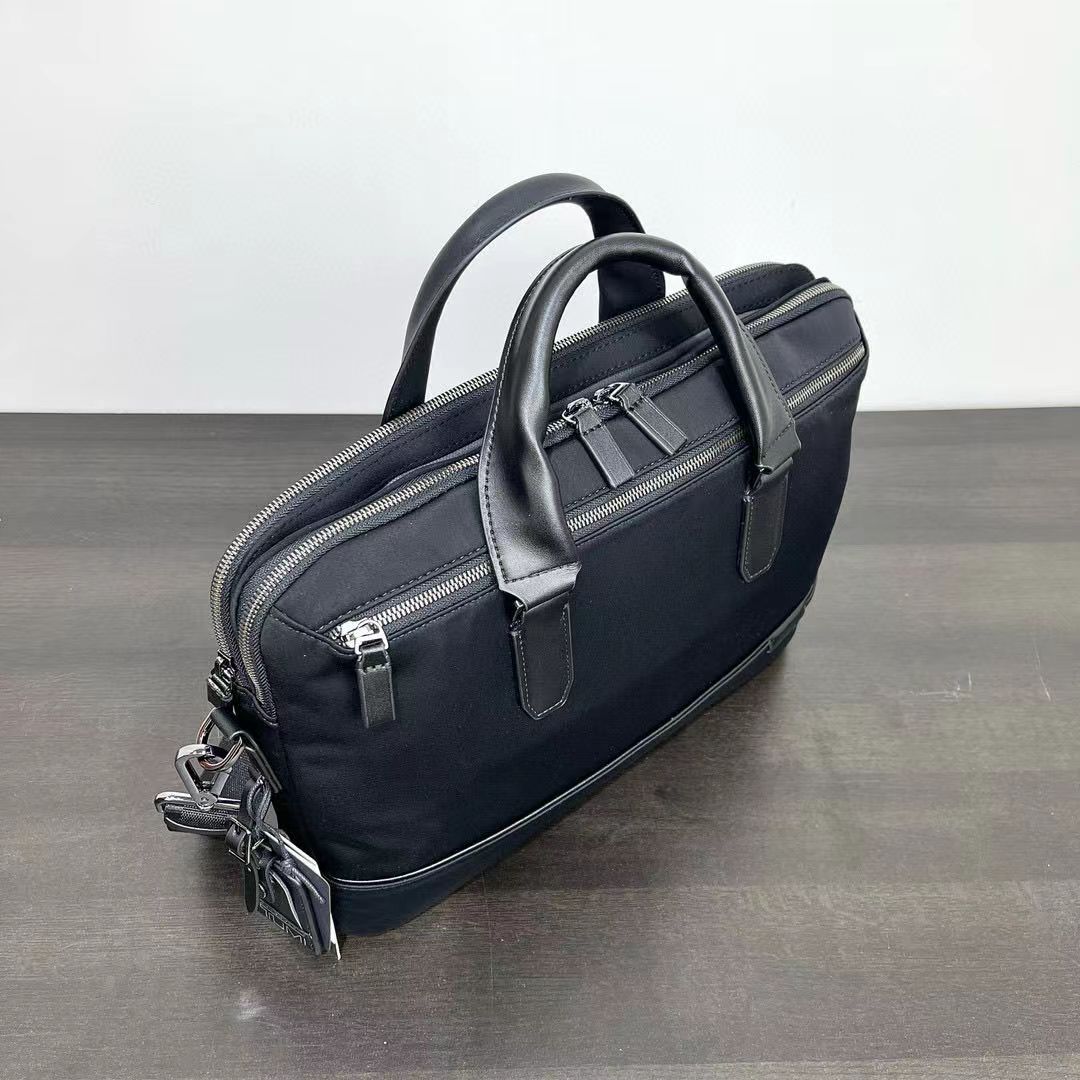 여행가방 134379 가방 Bag 썸네일 이미지