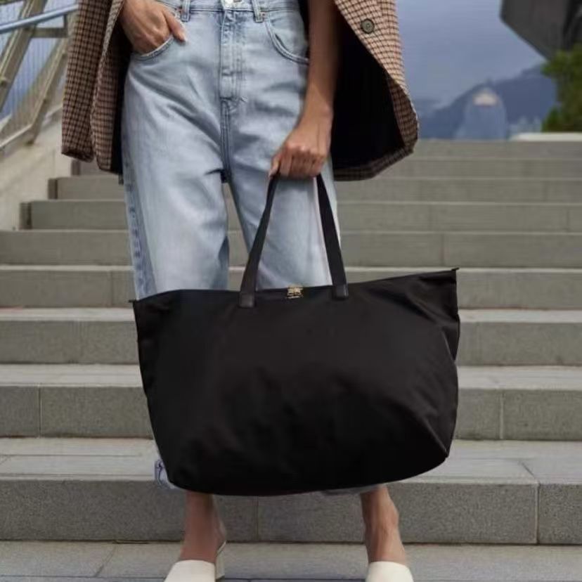 여행가방 134370 가방 Bag 썸네일 이미지