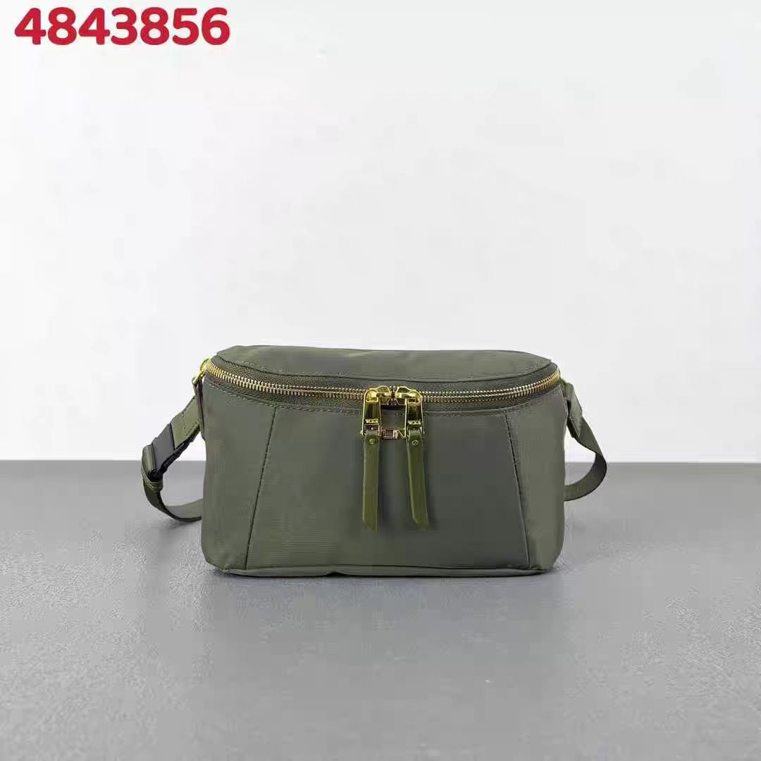 여행가방 134364 가방 Bag 썸네일 이미지