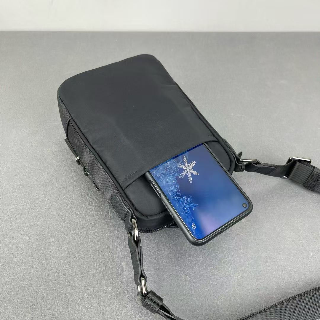 여행가방 134360 가방 Bag 썸네일 이미지