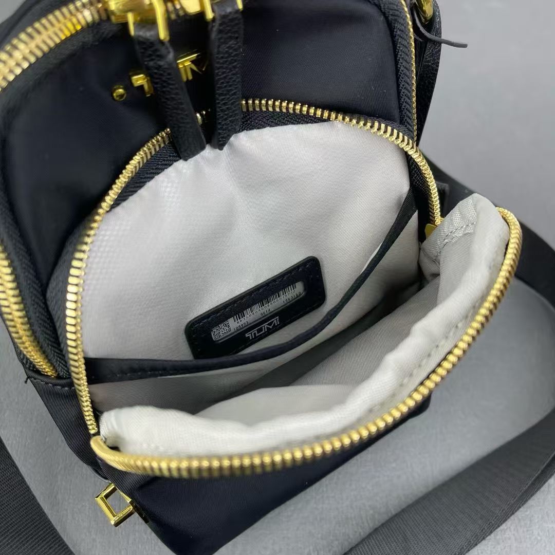 여행가방 134360 가방 Bag 썸네일 이미지
