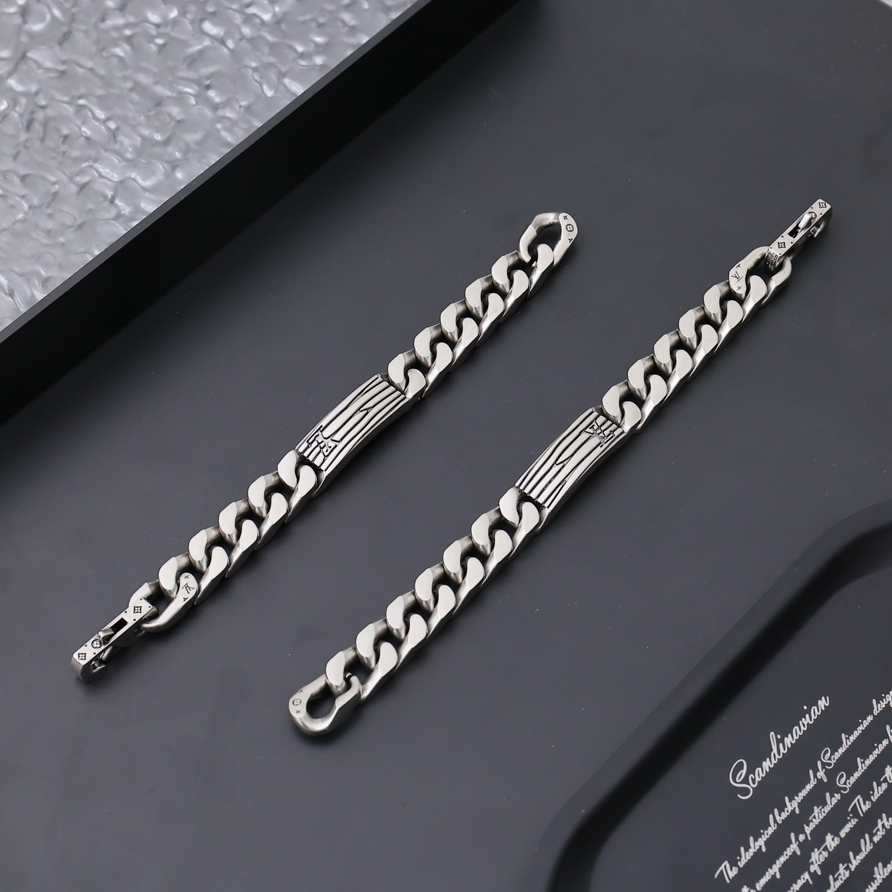 Louis Vuitton Jewelry Bracelet Epi Chains