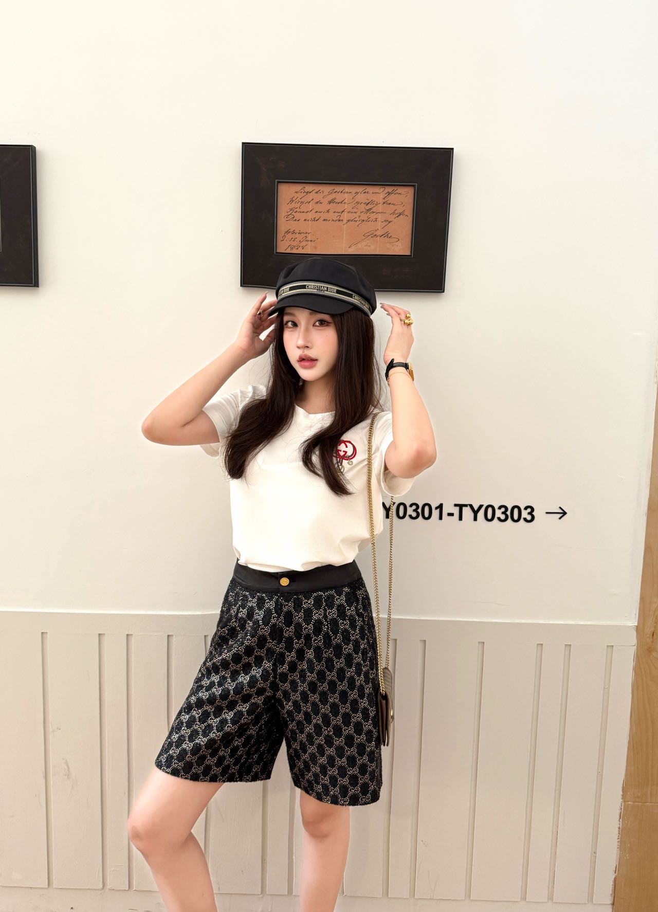 NO:790771,Model upper body picture,,19860909模特上身图,,,Women's clothing