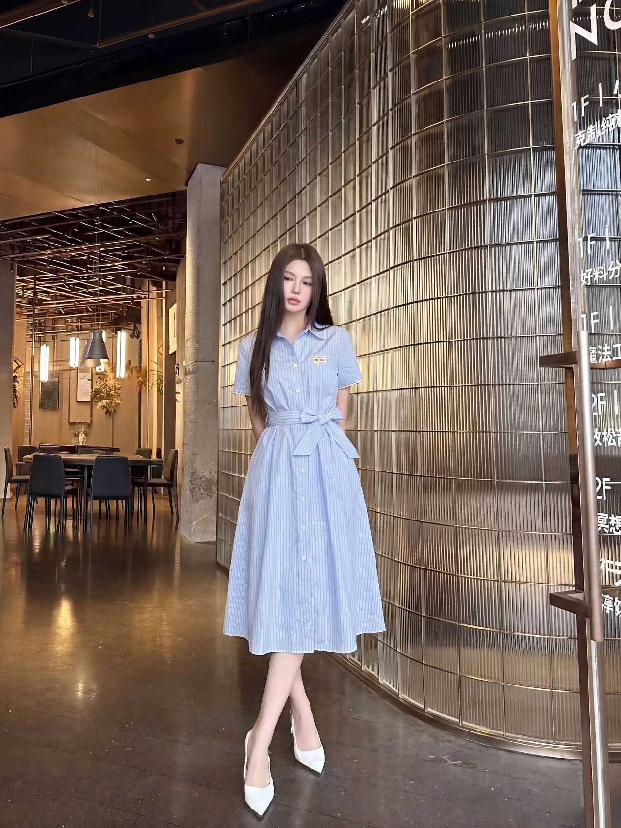 NO:839653,Model upper body picture,,19860909模特上身图,,,Women's clothing