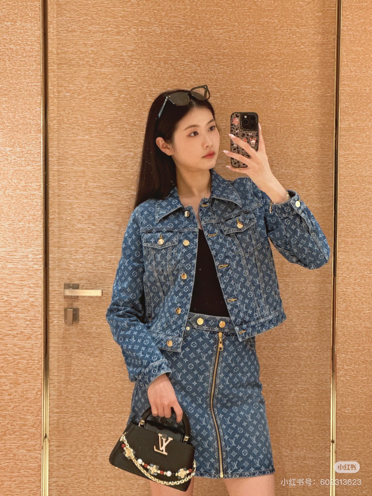 NO:839076,Model upper body picture,,19860909模特上身图,,,Women's clothing
