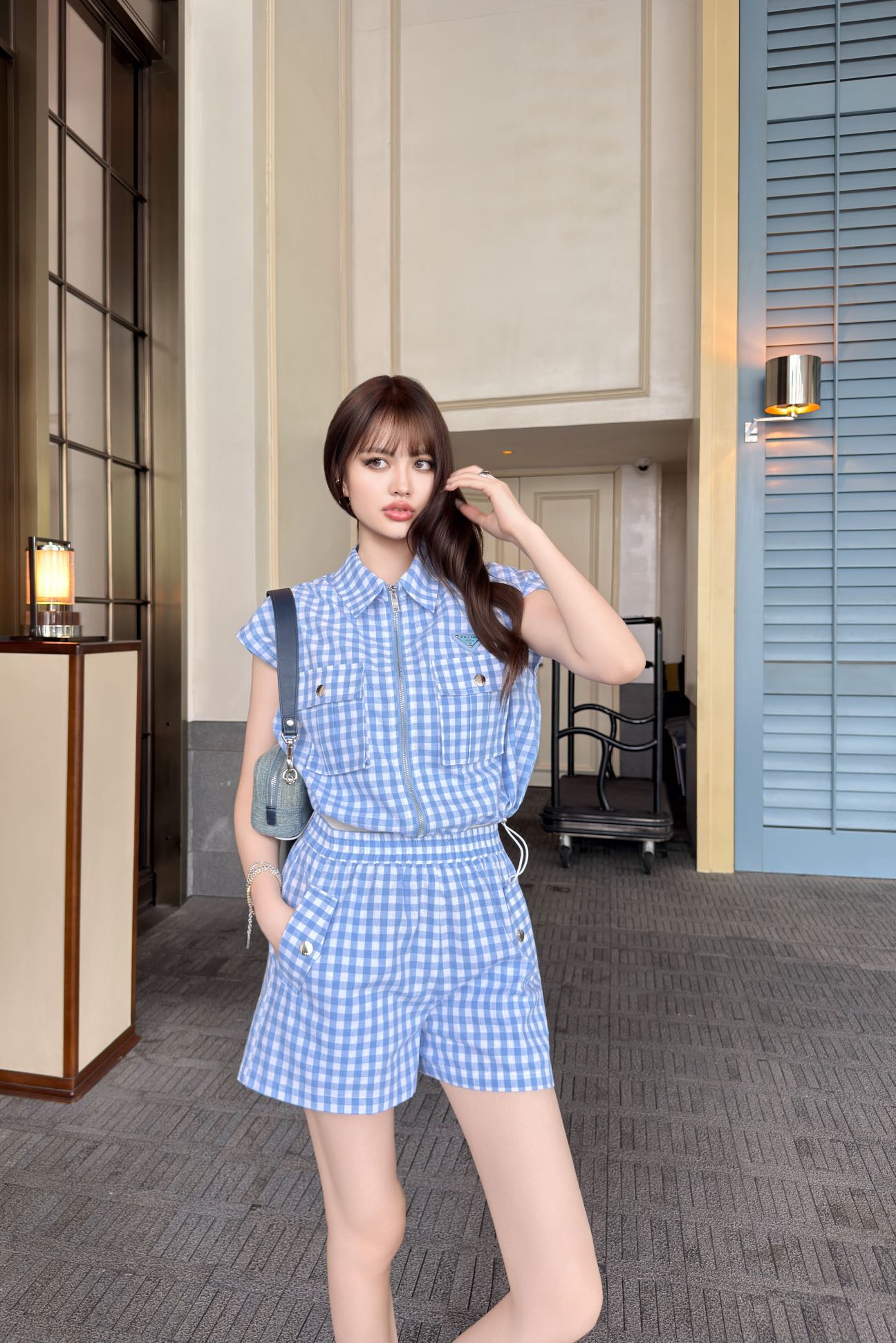 NO:870933,Model upper body picture,,19860909模特上身图,,,Women's clothing