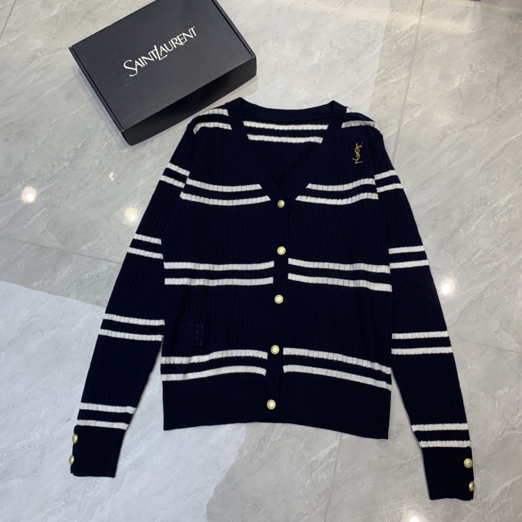 Yves Saint Laurent Abbigliamento Cardigan Maglione Felpe Blu Ricamo Lavorazione a maglia Collezione Autunno/Inverno Vintage